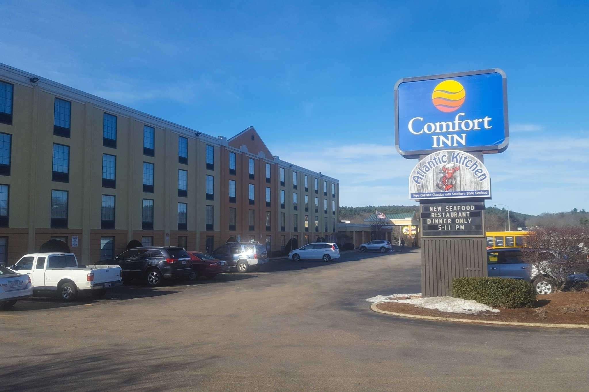Comfort Inn Randolph-Boston Exterior photo
