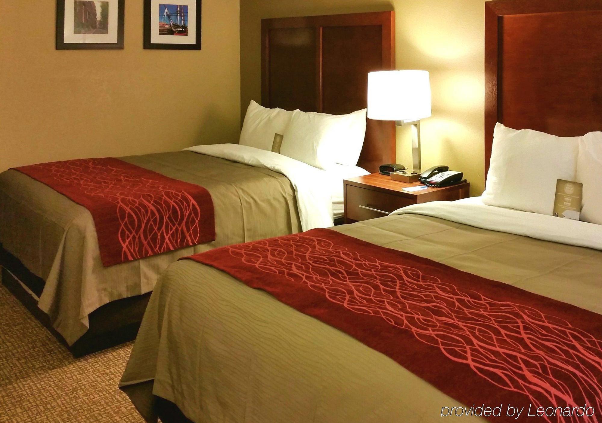 Comfort Inn Randolph-Boston Exterior photo